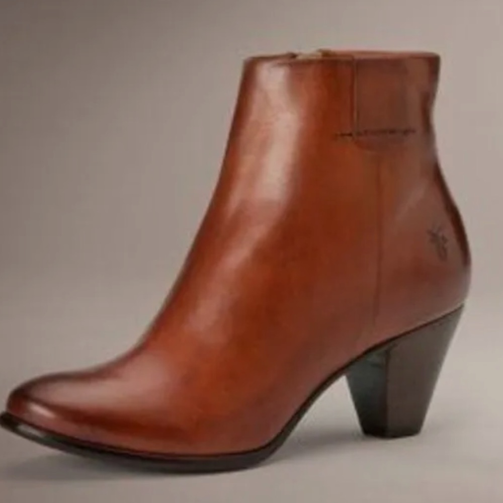 FRYE Phoebe Bootie Brown Leather Side Zipper Ankle Boot Women's 7.5